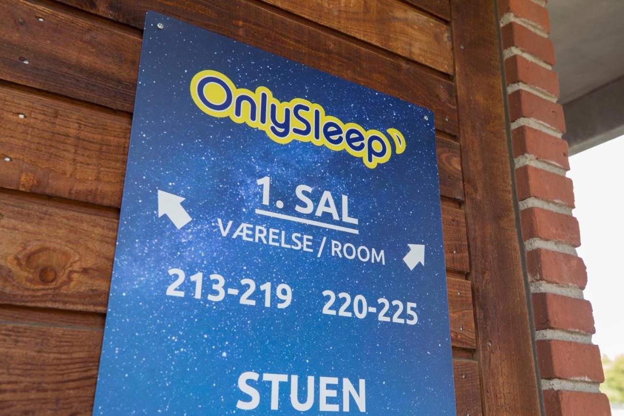 Отель Onlysleep Trafikcenter Слагельсе Экстерьер фото